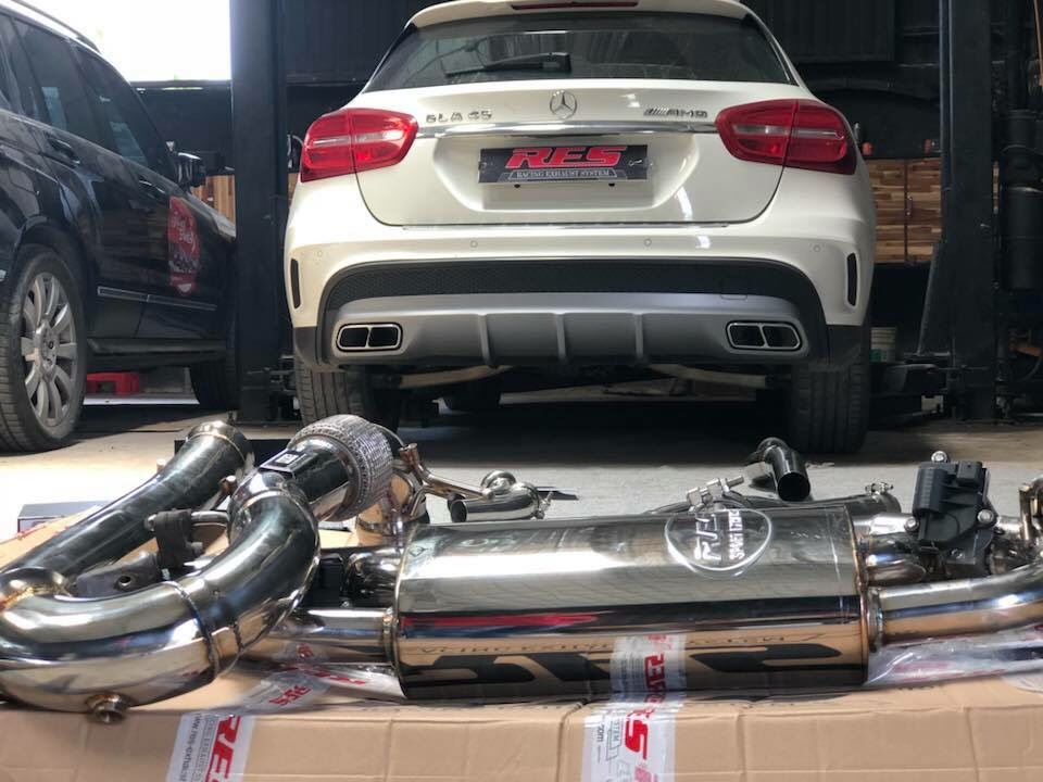 MERCEDES GLA45 AMG / RES EXHAUST / ON OFF AUTO