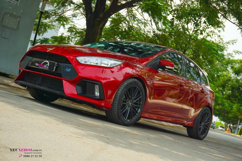 FORD FOCUS BODYKIT RS